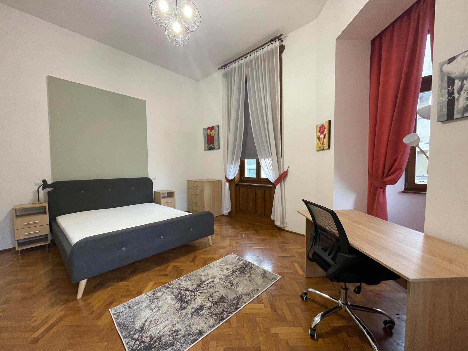 Apartament - Centru