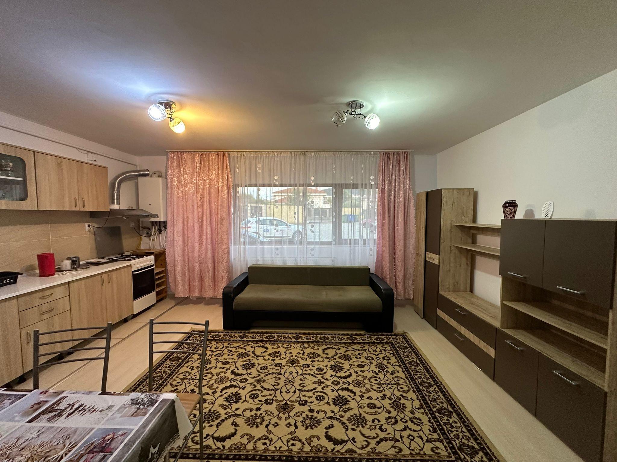 Apartament - Floresti