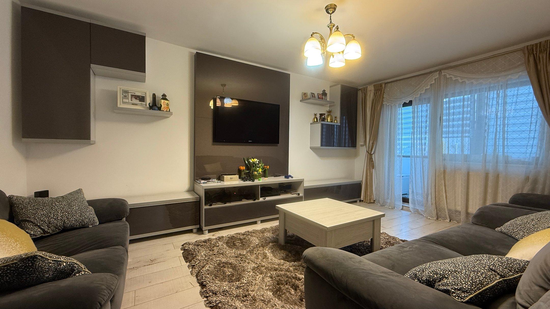 Apartament - Centru