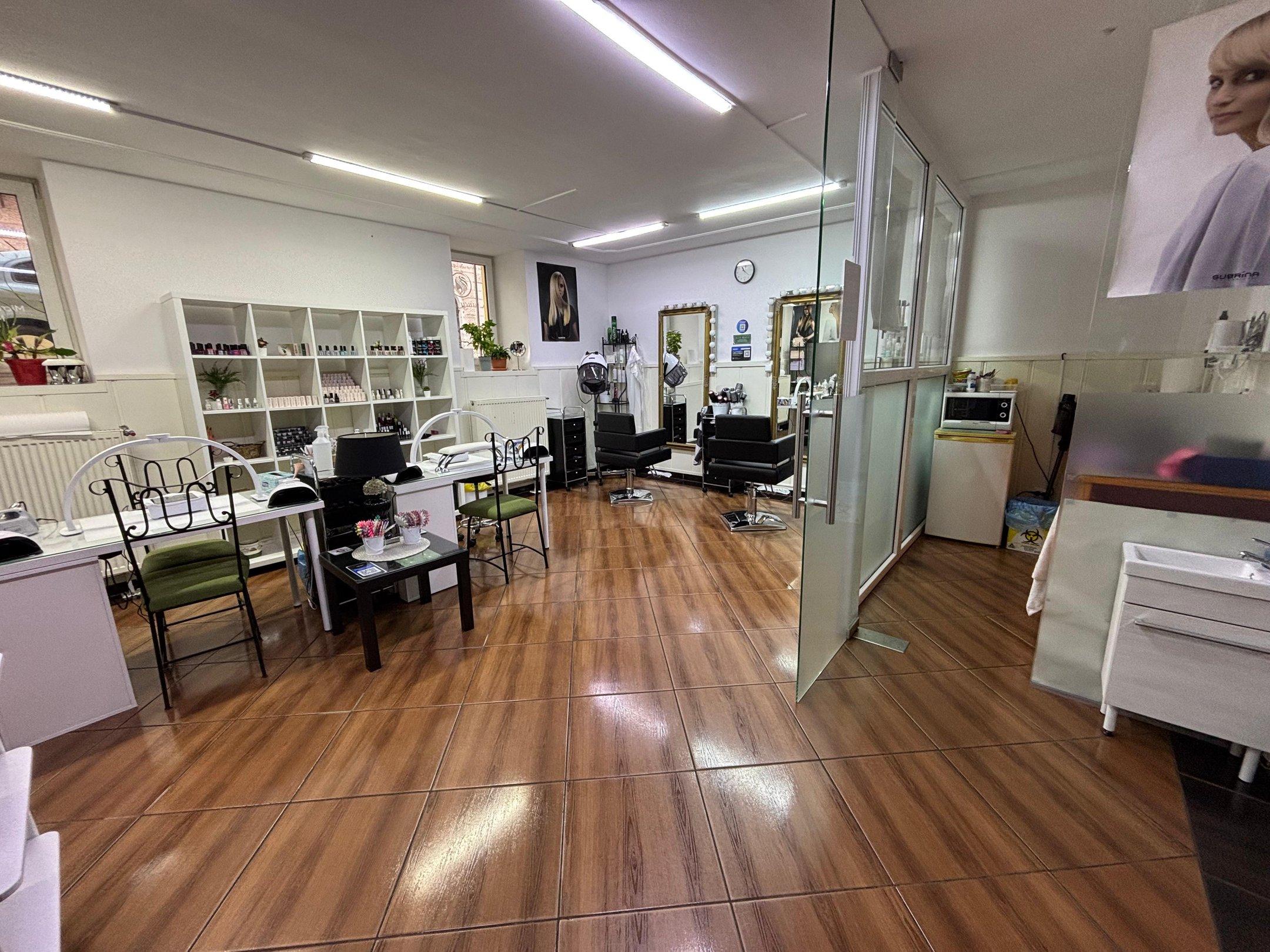 Commercial Space - Centru