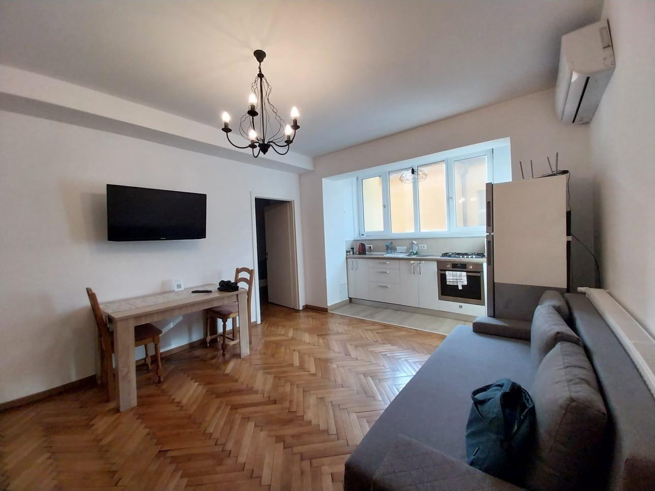 Apartament - Centru