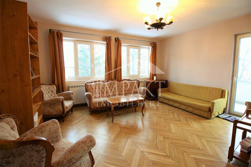 Apartament - Centru