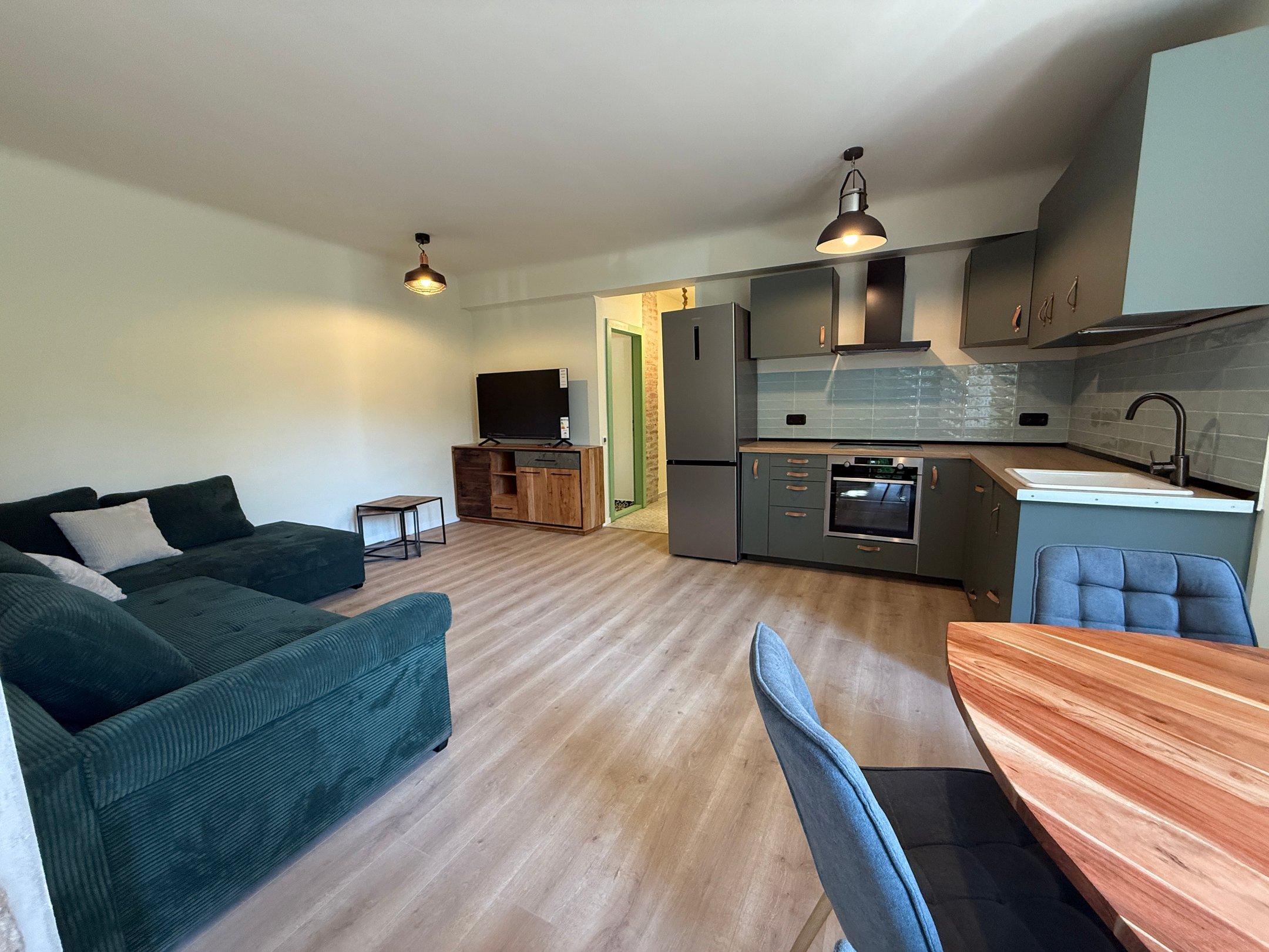 Apartament - Gruia