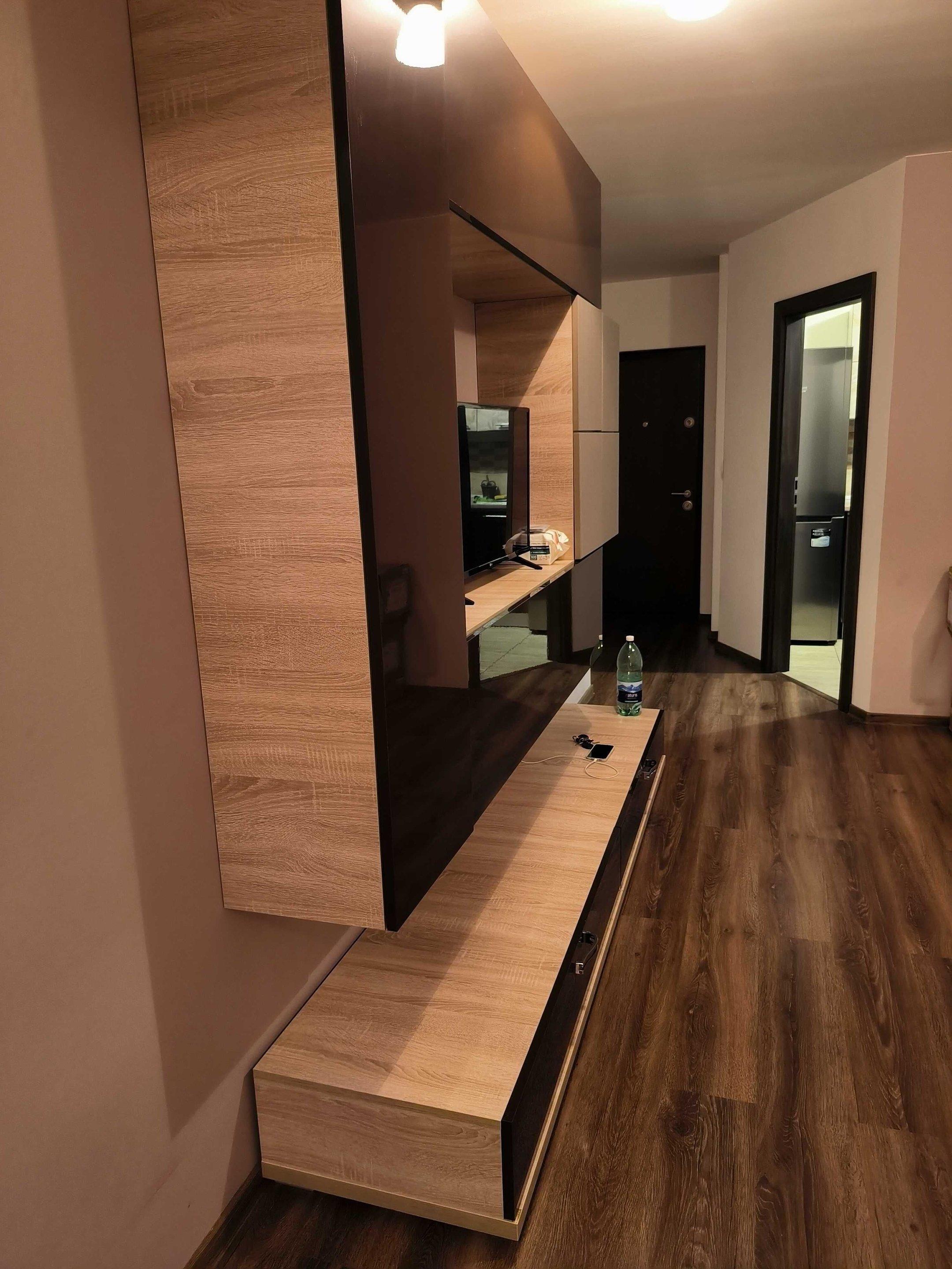 Apartament - Floresti