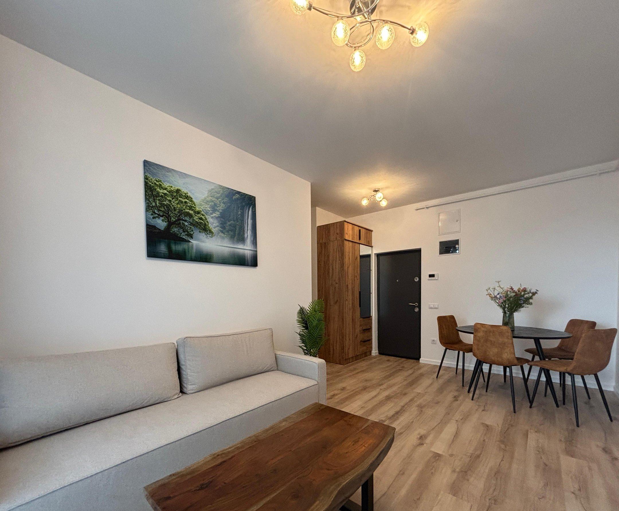 Apartament - Floresti