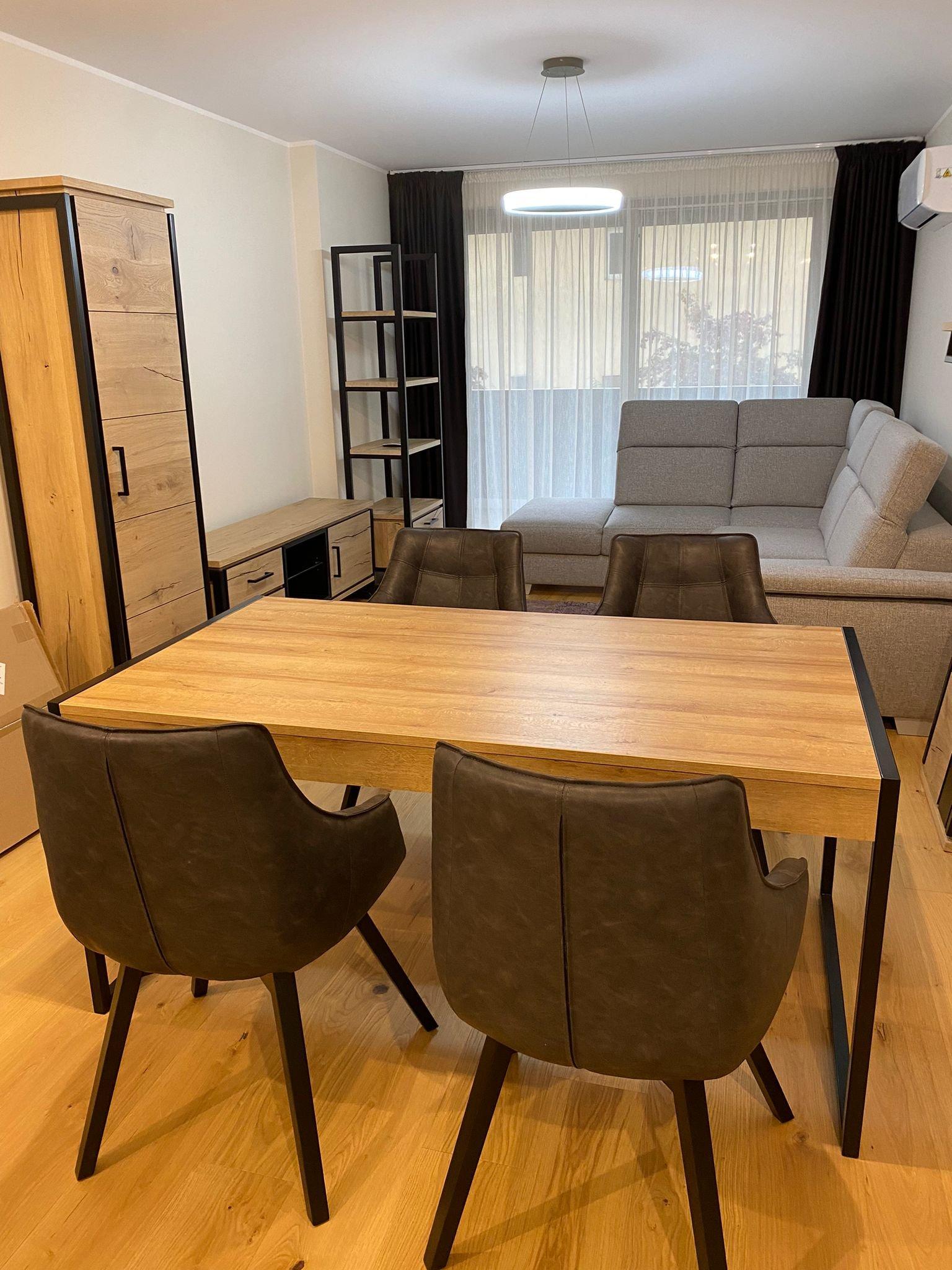 Apartament - Centru
