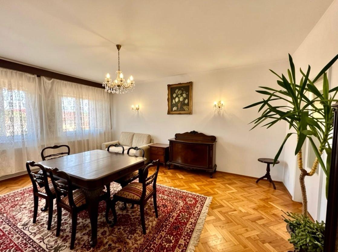 Apartament - Gruia