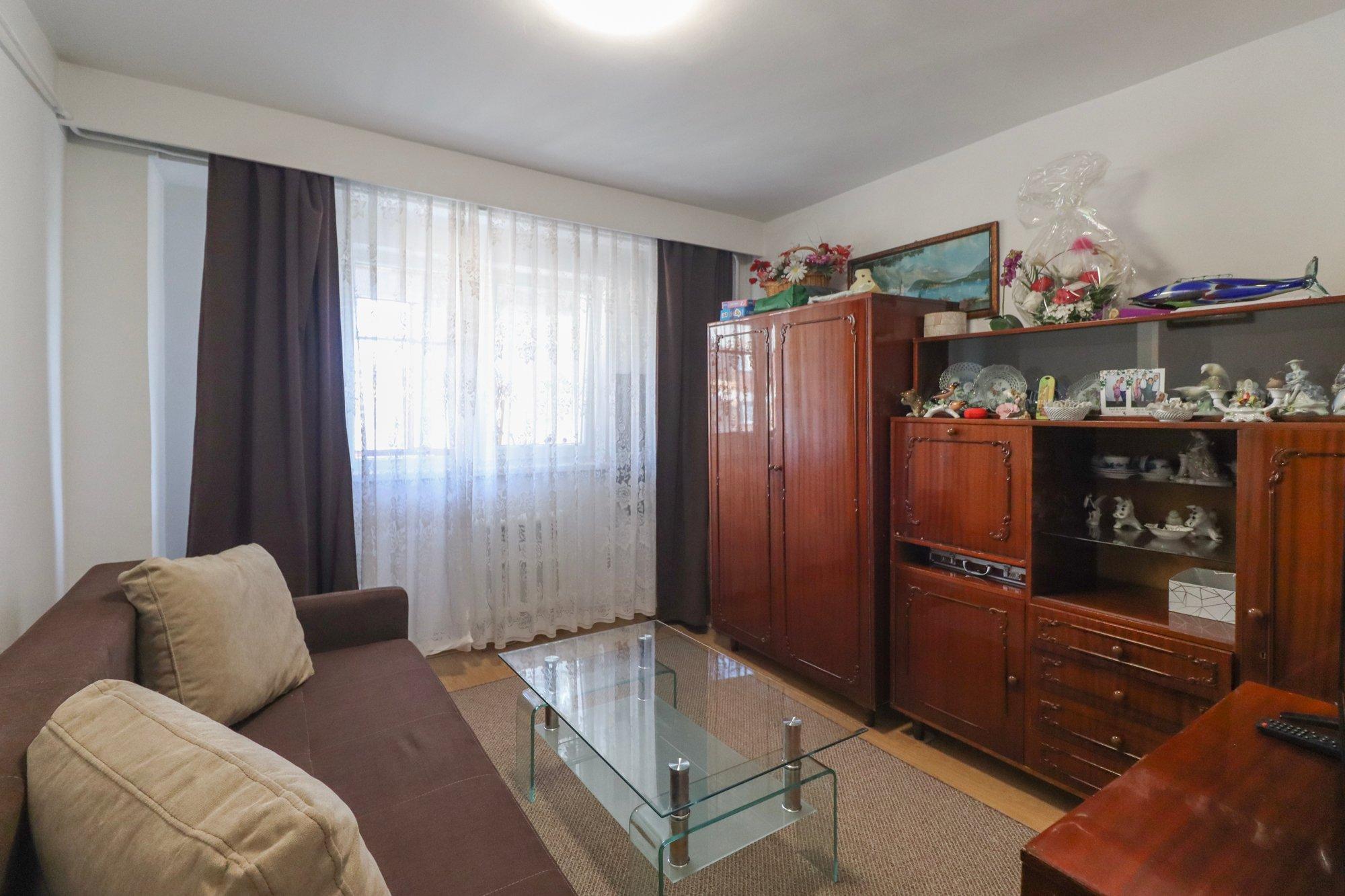Apartment - Între Lacuri