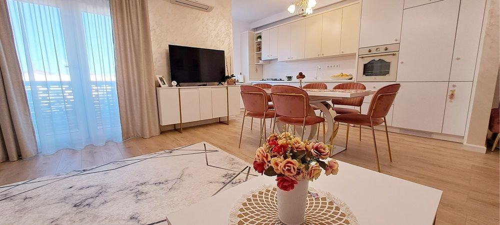 Apartament - Floresti