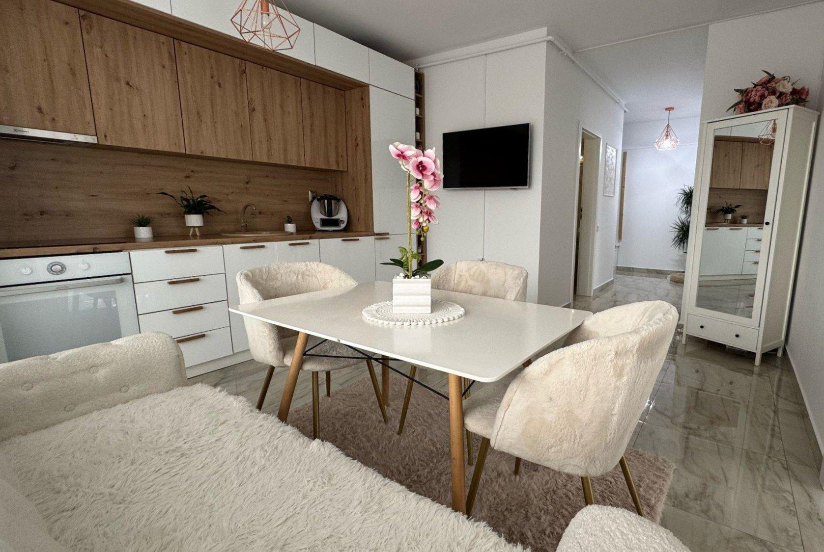 Apartament - Iris