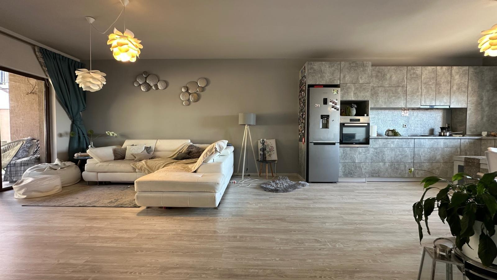 Duplex - Floresti