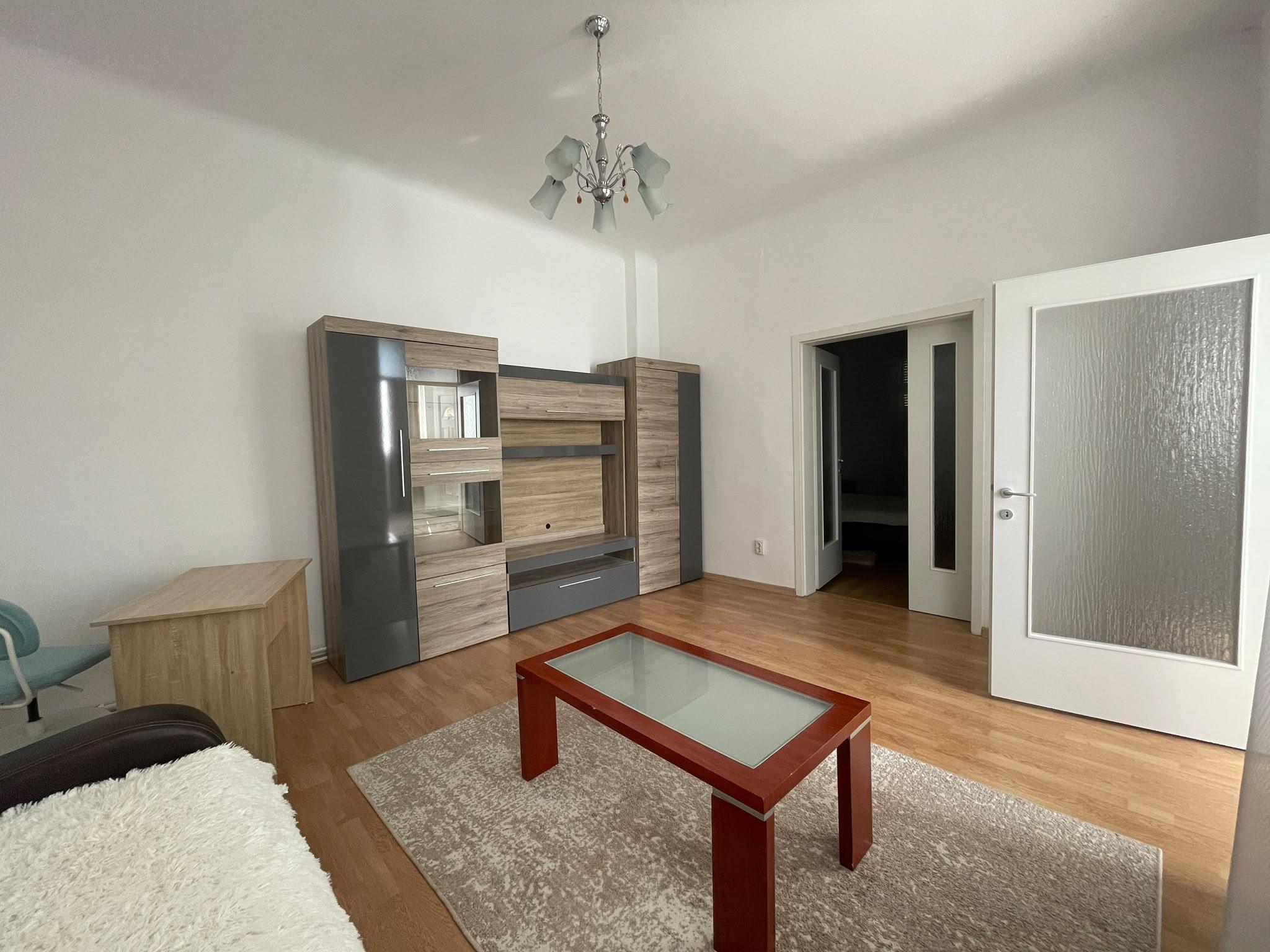 Individual House - Centru
