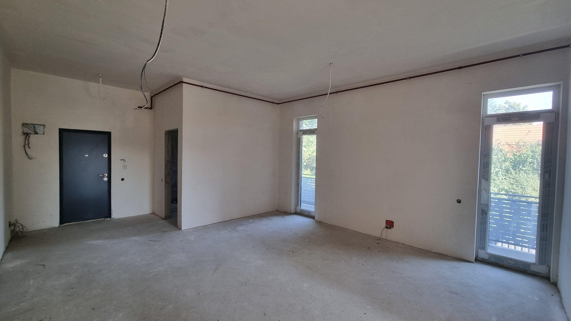 Commercial Space - Gruia
