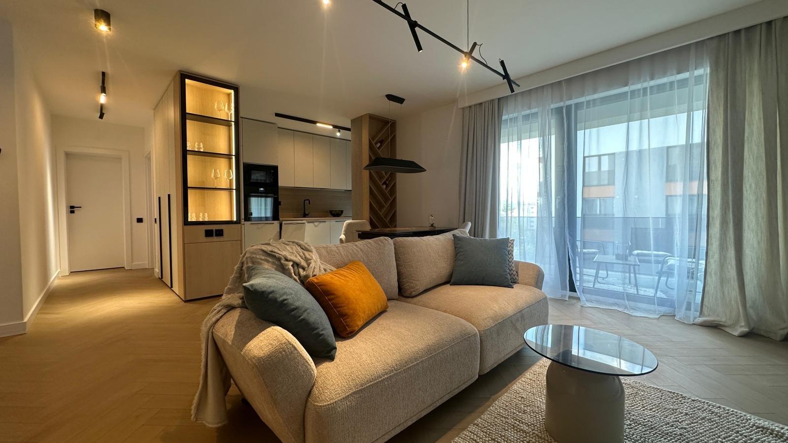 Apartament - Între Lacuri
