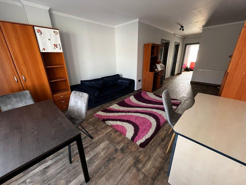 Apartament - Floresti