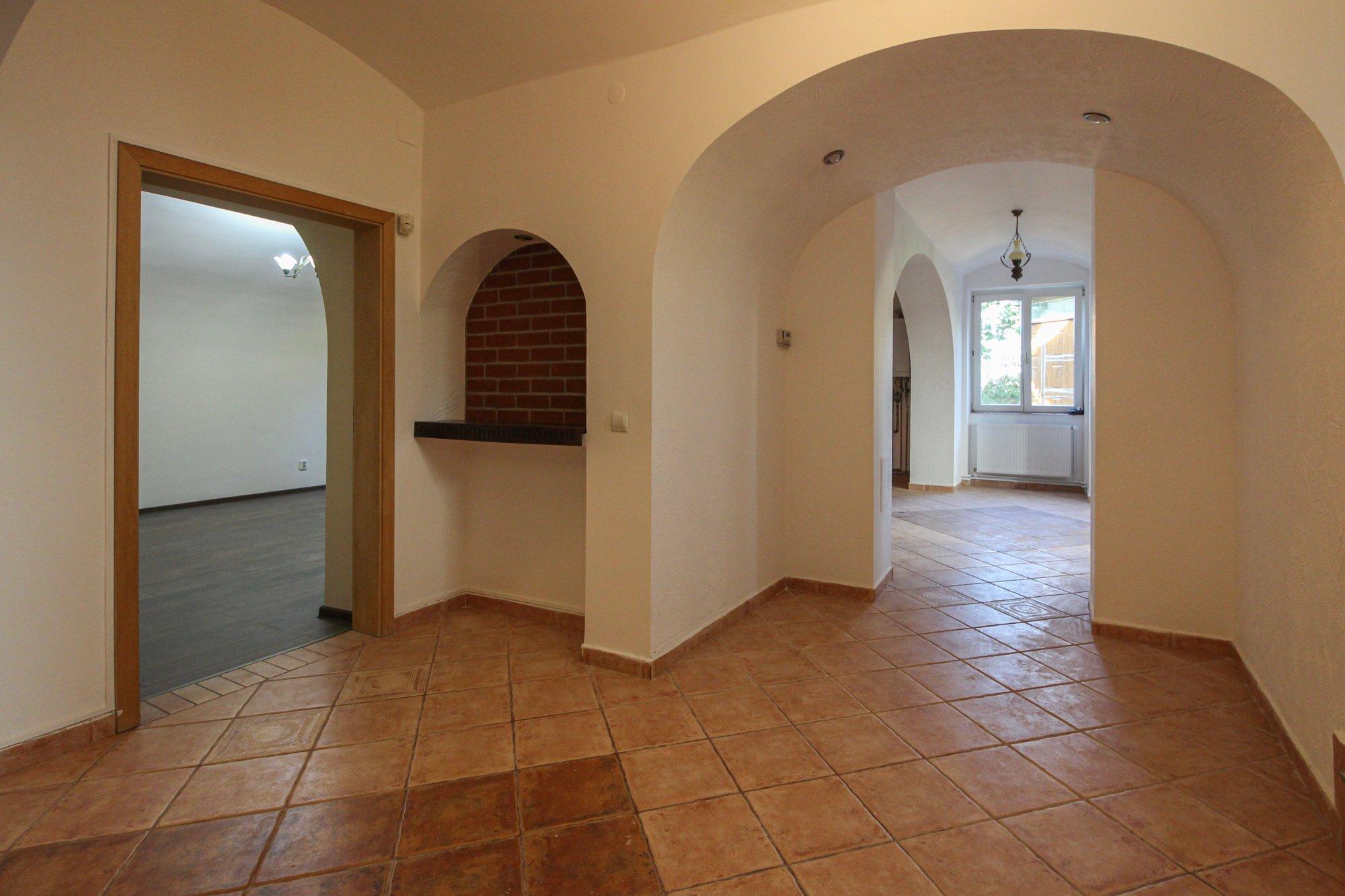 Apartament - Gruia