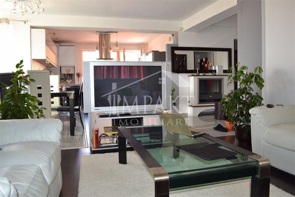 Apartament - Centru