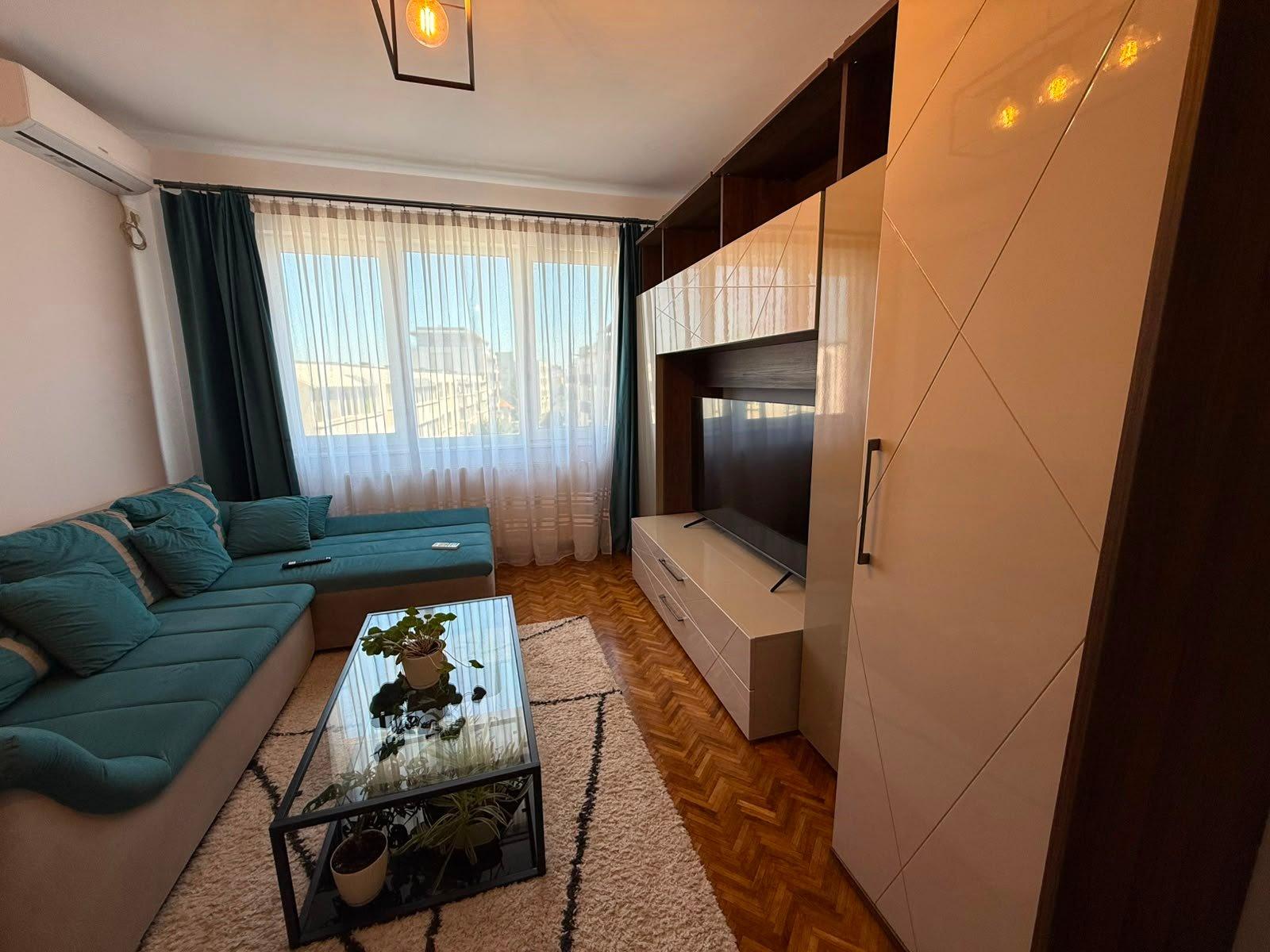 Apartament - Centru