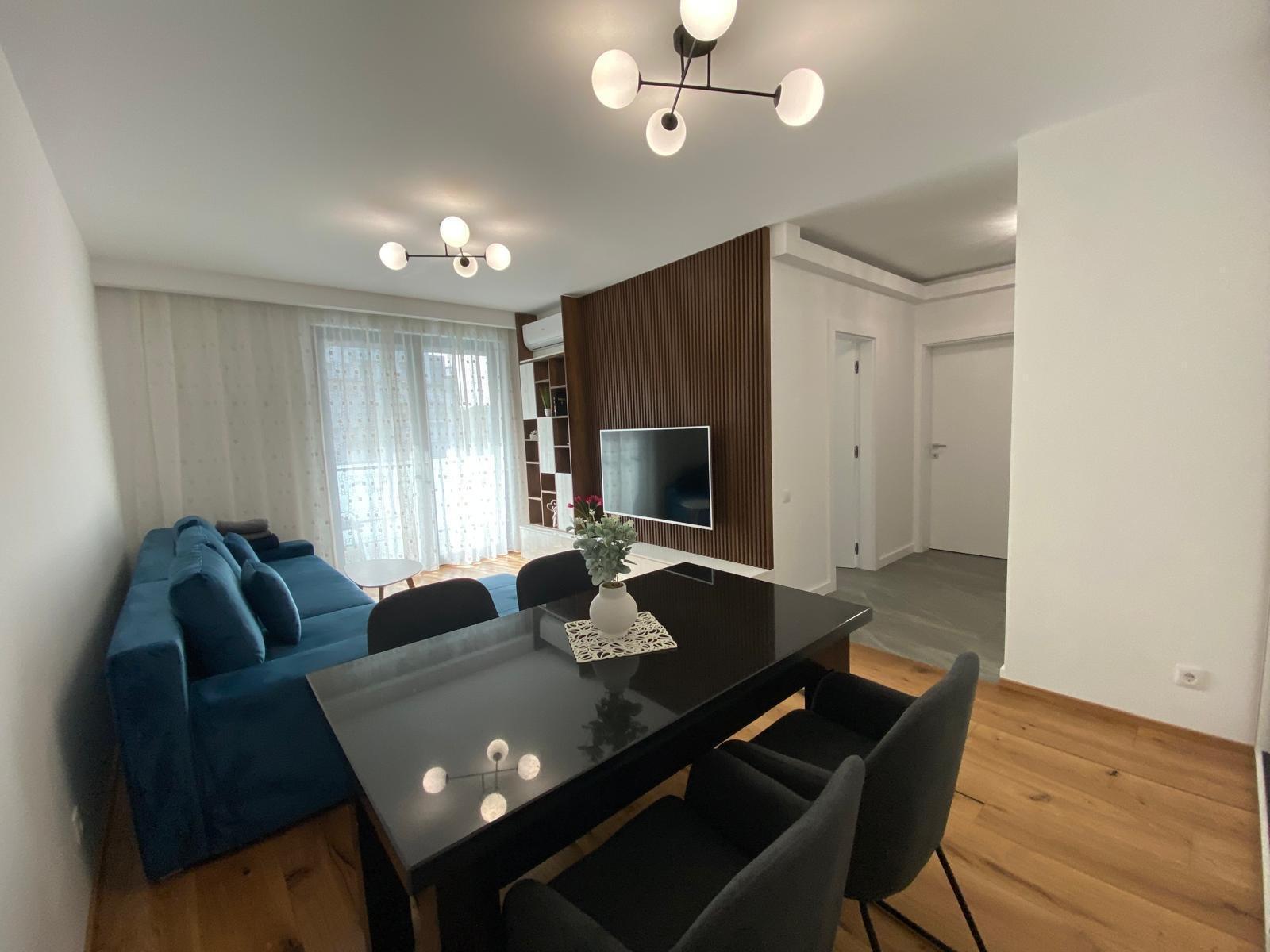 Apartament - Între Lacuri