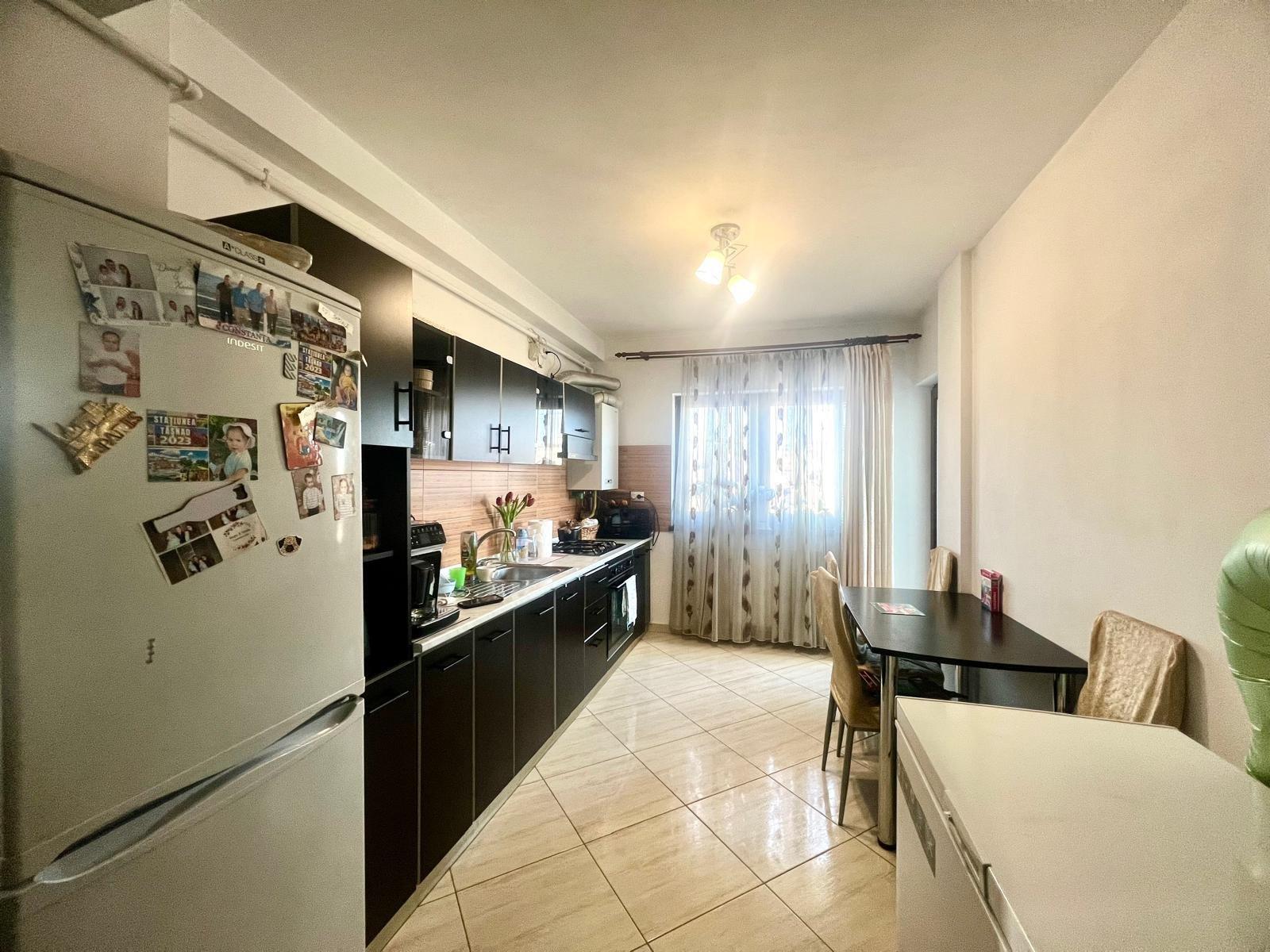 Apartment - Între Lacuri