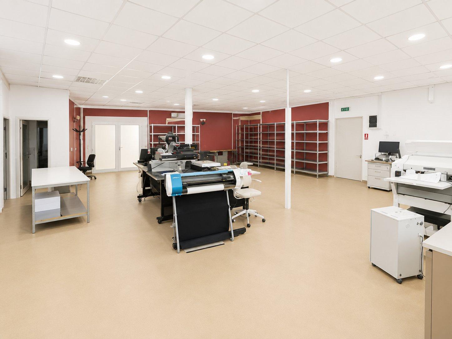 Spațiu Comercial - Dâmbul Rotund