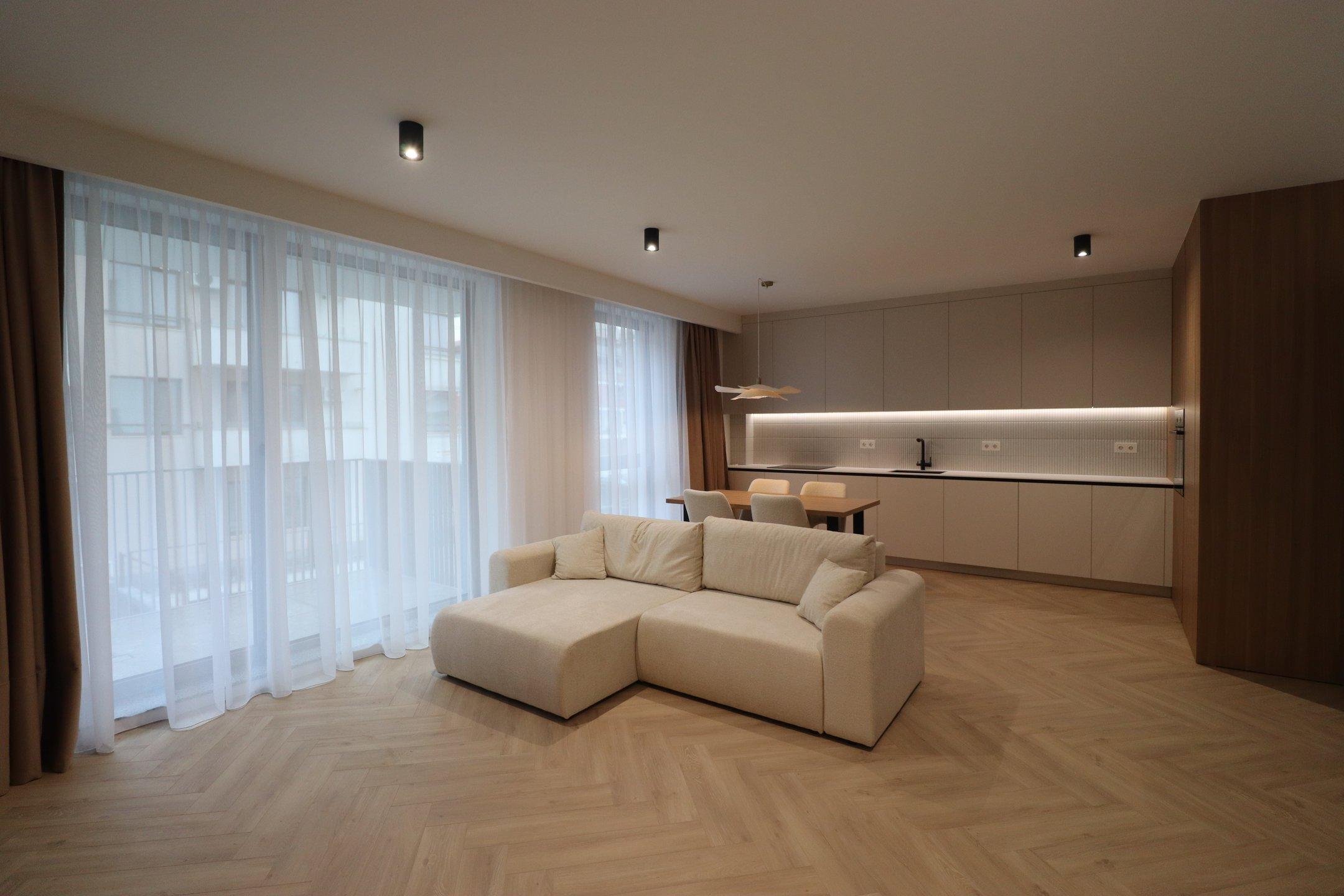 Apartament - Între Lacuri