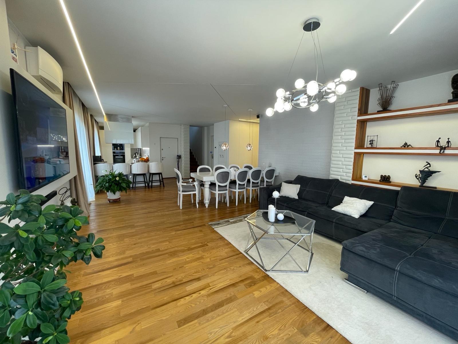 Apartament - Bună Ziua