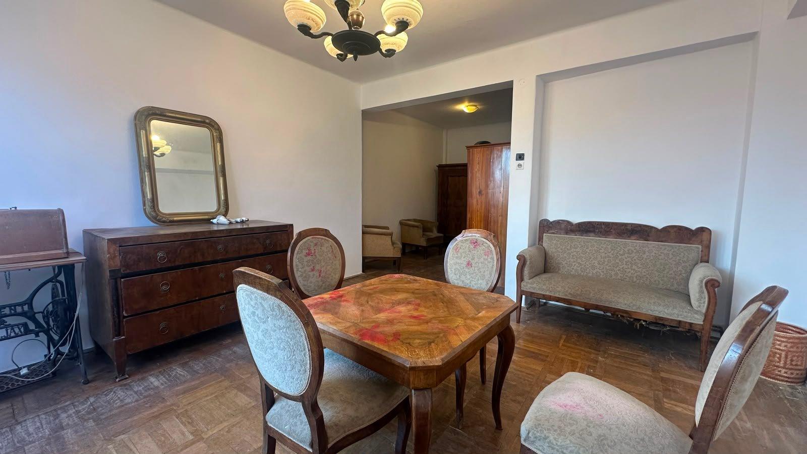 Apartament - Centru