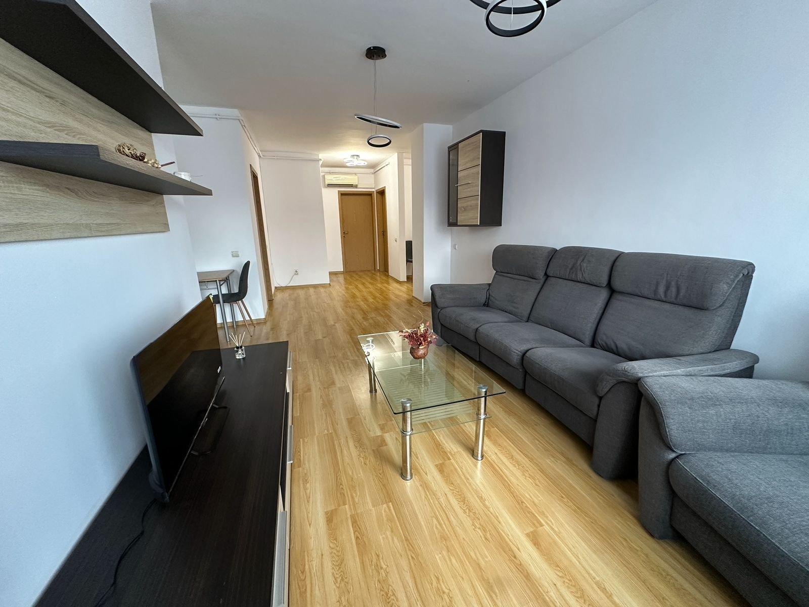 Apartament - Gruia