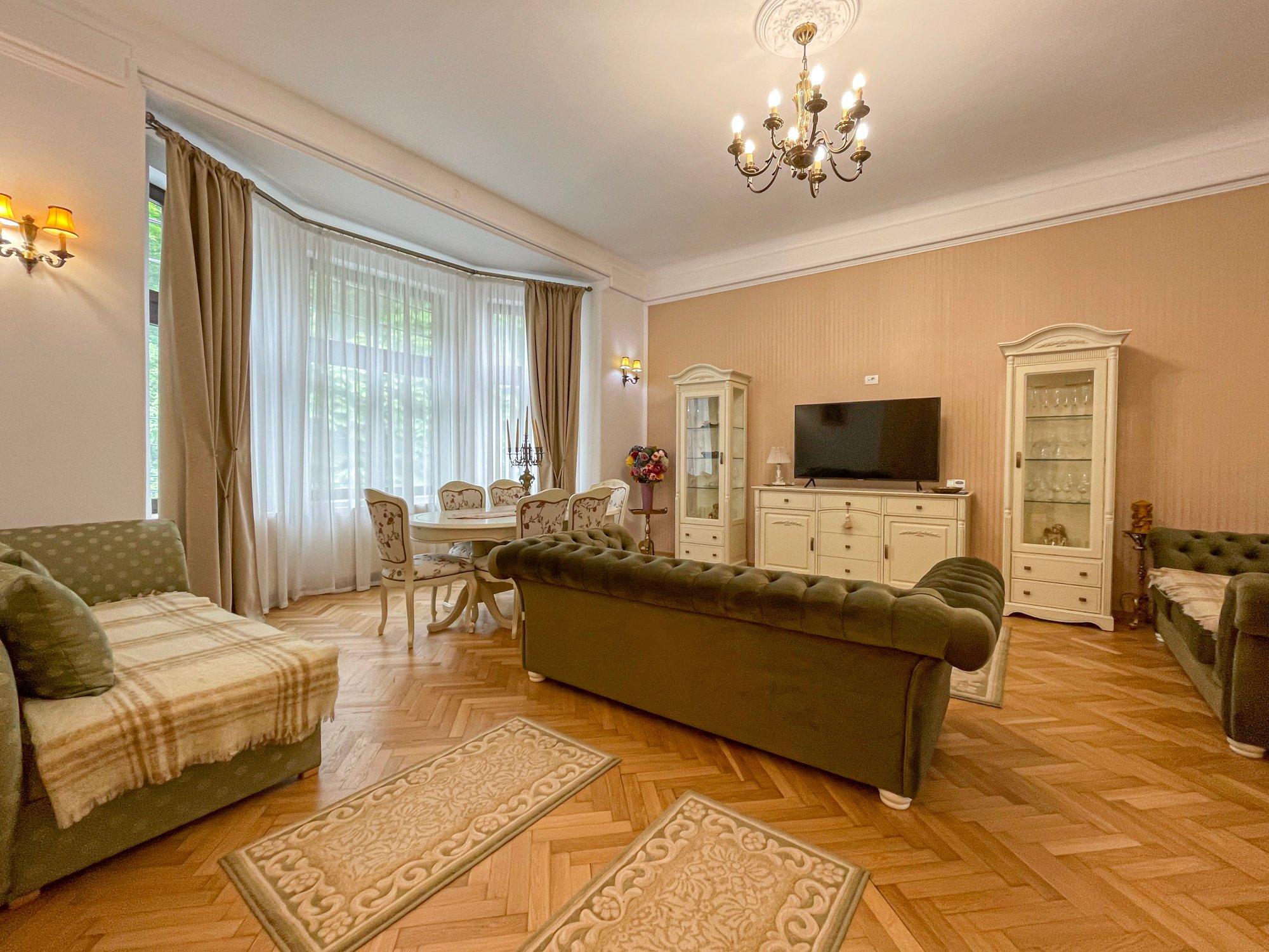Apartament - Centru