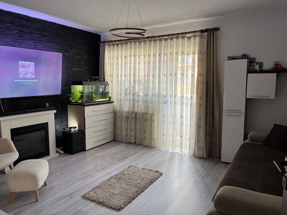 Apartament - Floresti