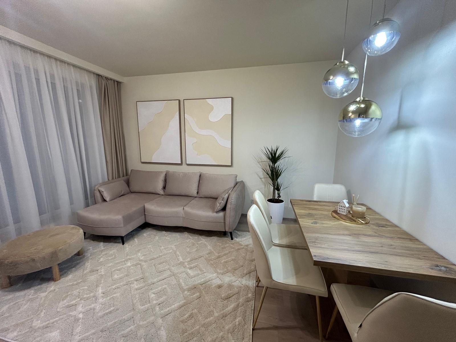 Apartament - Tetarom I