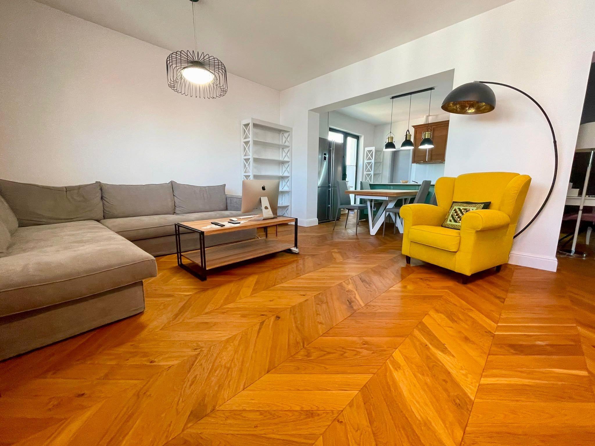 Apartament - Centru